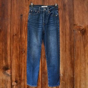 Levi's Women Wedgie Button Fly Straight Jean Medium Wash Size W25 L28